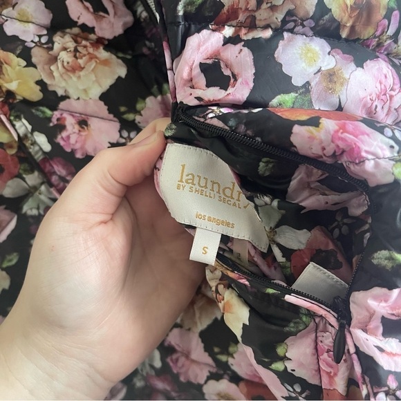 Laundry by Shelli Segal Reversible Dark Floral Black Down Filled Puffer Small - Picture 10 of 12